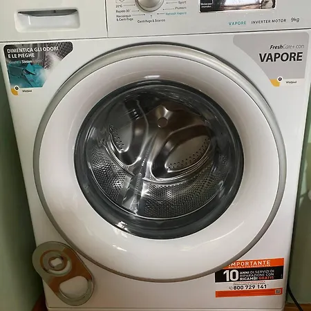 홈스테이 Stanza Nel Cuore Dei Tetti Di 제노바