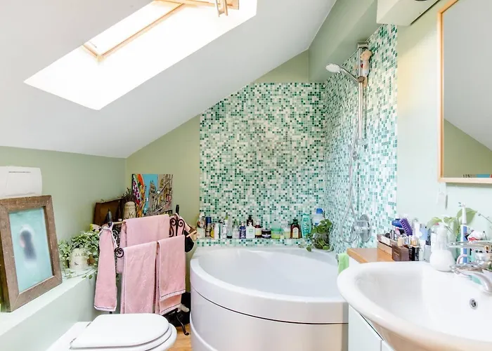 Stanza Nel Cuore Dei Tetti Di בית אירוח