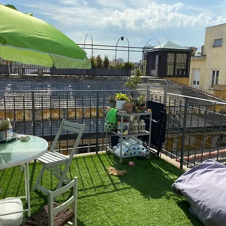 Stanza Nel Cuore Dei Tetti Di Quarto em Acomodações Particulares *